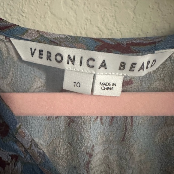 ✨ Veronica Beard Floral Boho Blouse – Size 10 ✨ - Picture 2 of 5